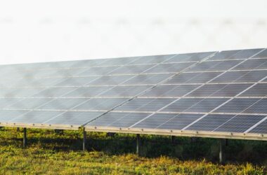 Jak działa magazynowanie energii z fotowoltaiki?